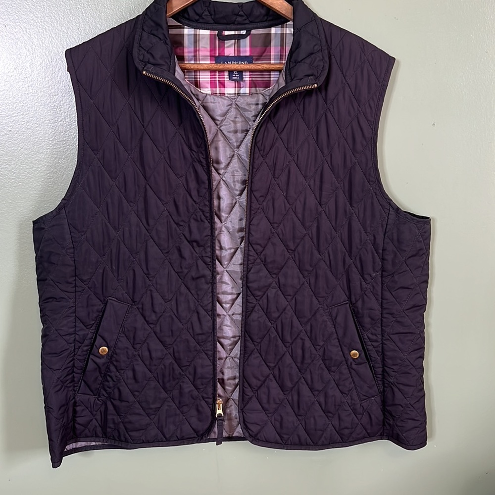 Lands’End women’s extra large ,quilted black vest